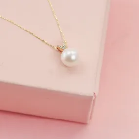 14K Diamond Pearl Necklace