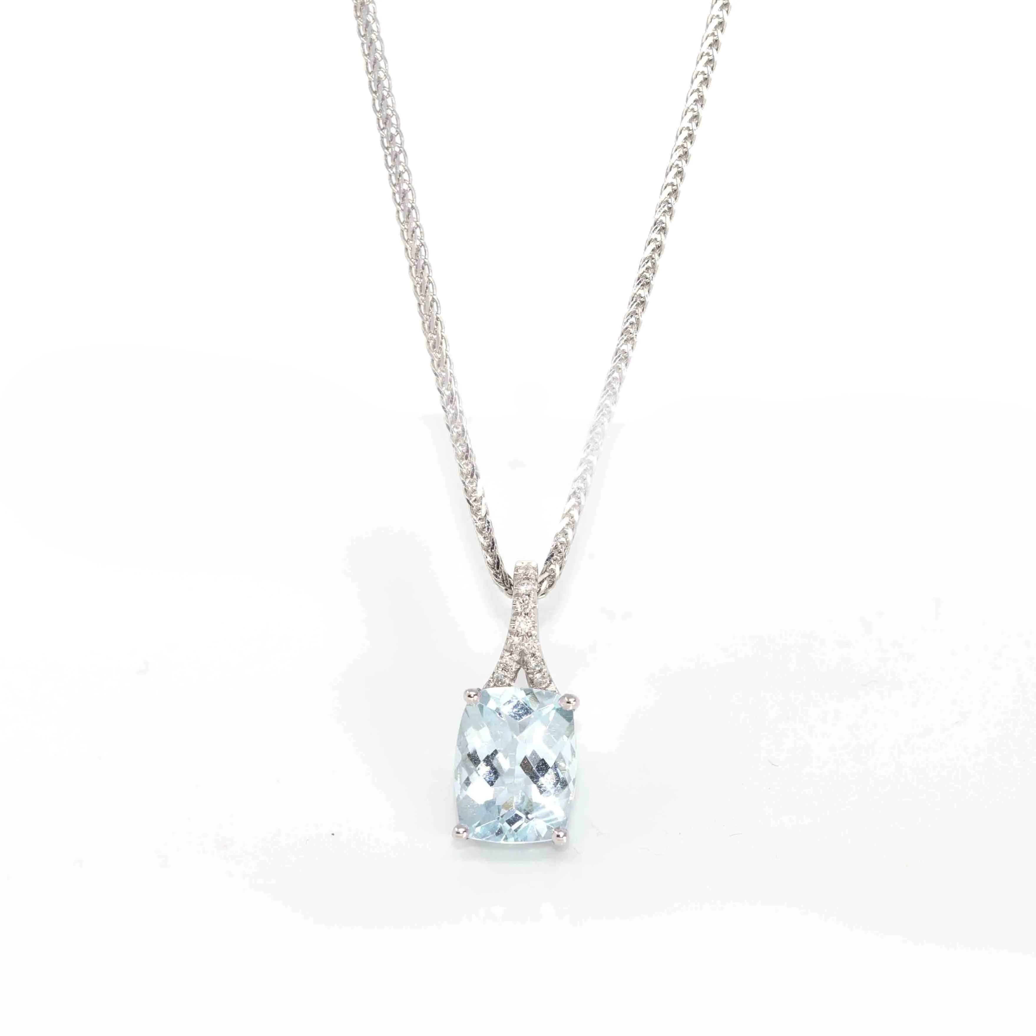 14k White Gold Genuine Oval Aquamarine AA Pendant Necklace With Diamond