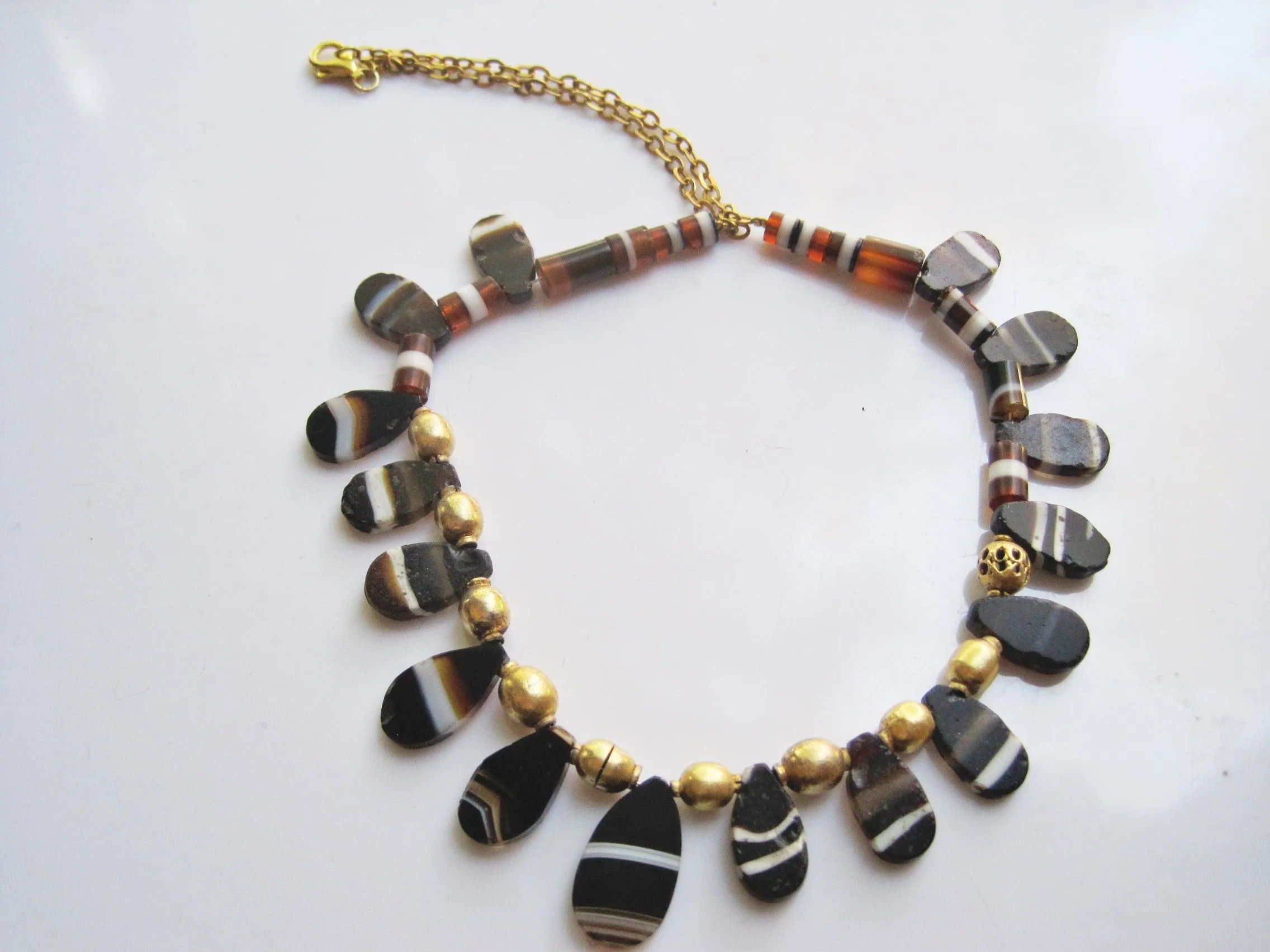 Antique Saudi Necklace with Banded Agate and Gold Gilt Silver Beads