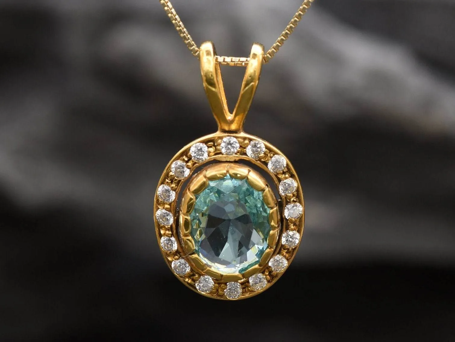 Gold Aquamarine Pendant - Blue Aquamarine Necklace, Gold Oval Pendant