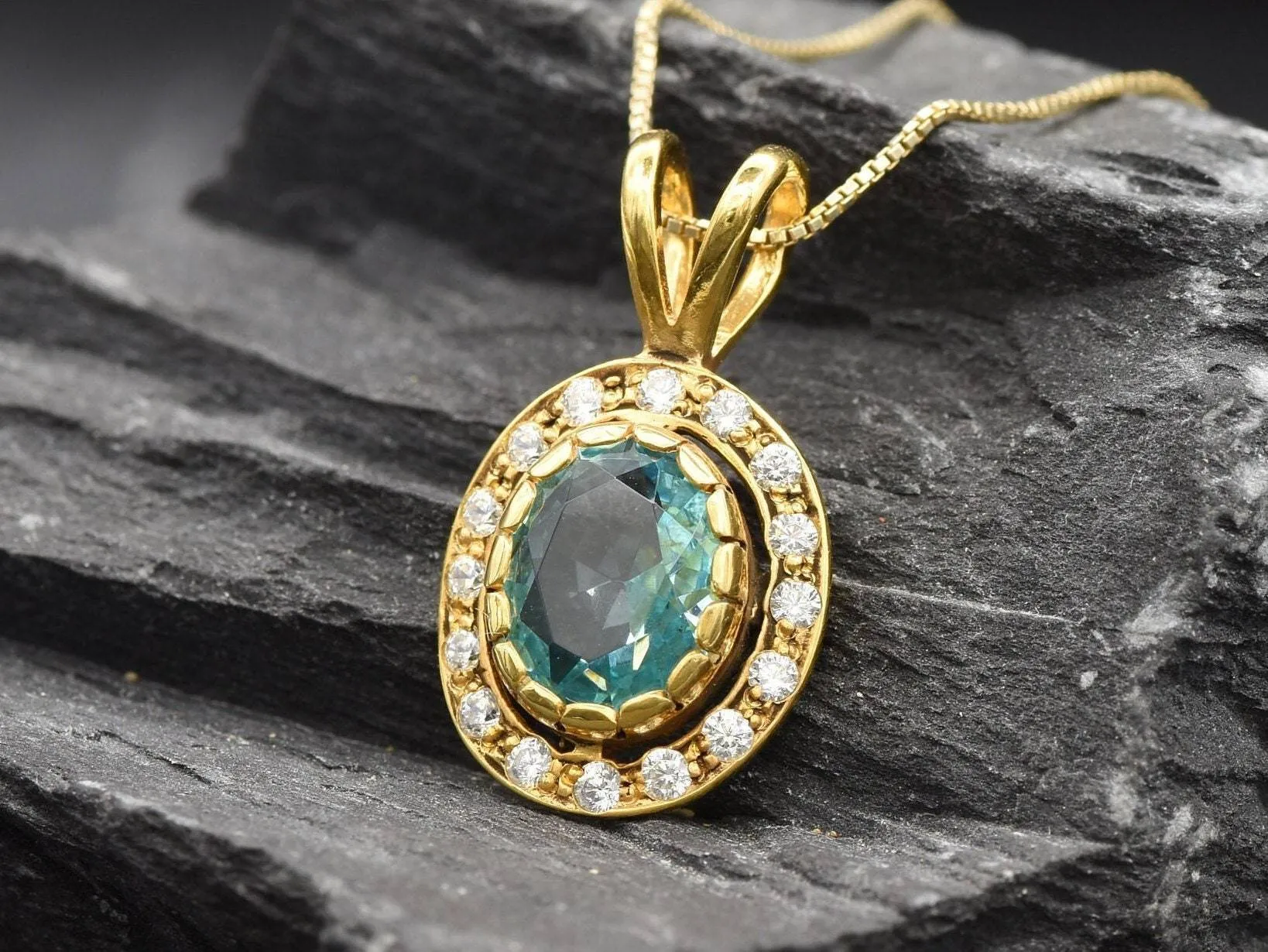 Gold Aquamarine Pendant - Blue Aquamarine Necklace, Gold Oval Pendant