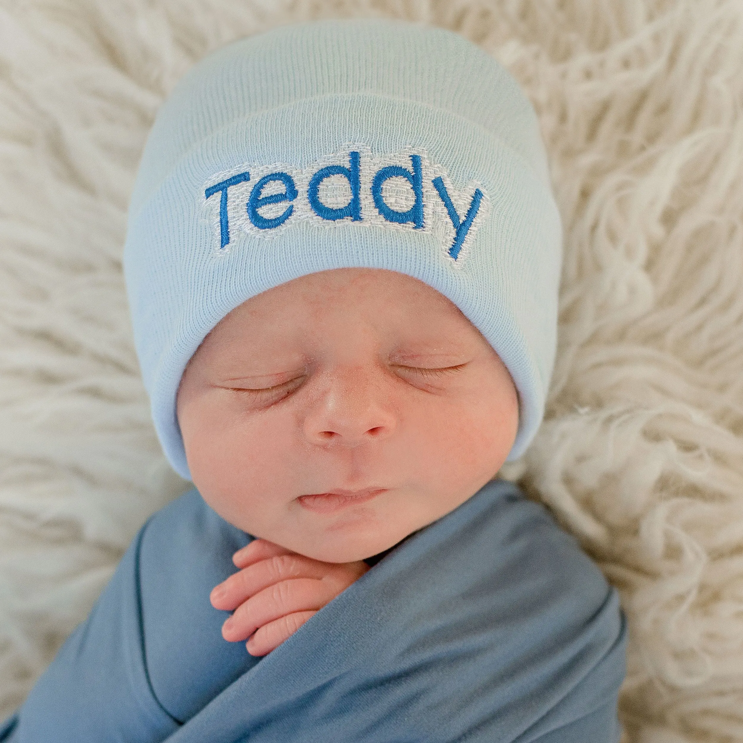 ilybean Personalized Shadow Stitch White, Blue or Pink Hospital Newborn Hospital Hat Nursery Beanie