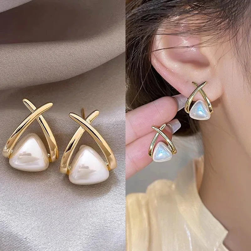 JC - Fashion Cuff Earrings: Gold with pearl and zircon, perfect for women’s party and wedding gifts