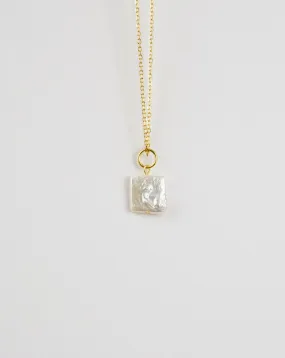 Square Pendant Pearl Necklace | Elegant Accessory for Any Outfit