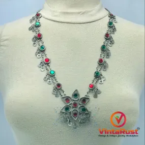 Tribal Pendant Necklace With Red and Green Glass Stone