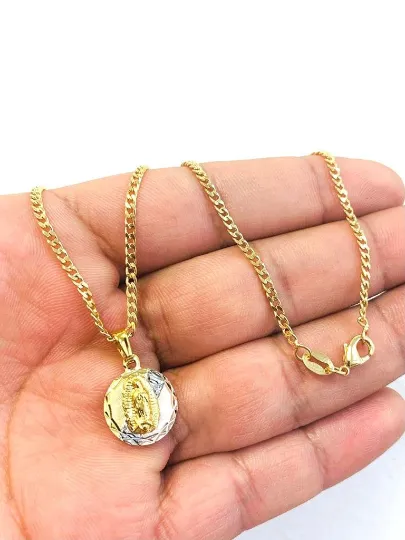 Virgen de Guadalupe Women's Necklace Round Shape Tri-Color Cuban Link 18K Gold Filled 17x14mm Cadena Cuban Link con Dije de Guadalupe Tres Colores